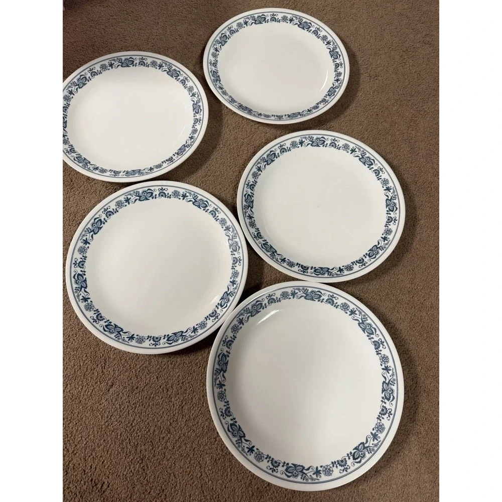 Corelle Old Town Blue Onion Dinner Plate 10 1/4
